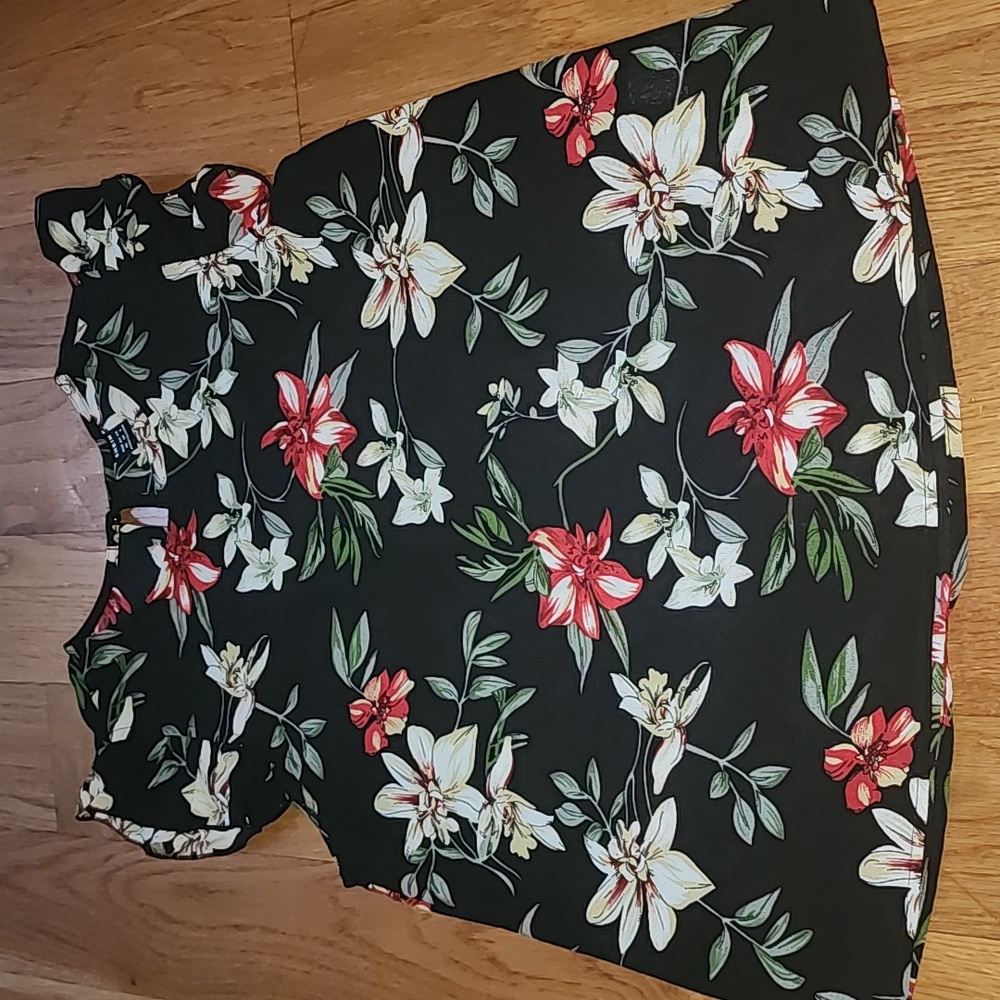 Women's Floral Blouse XS